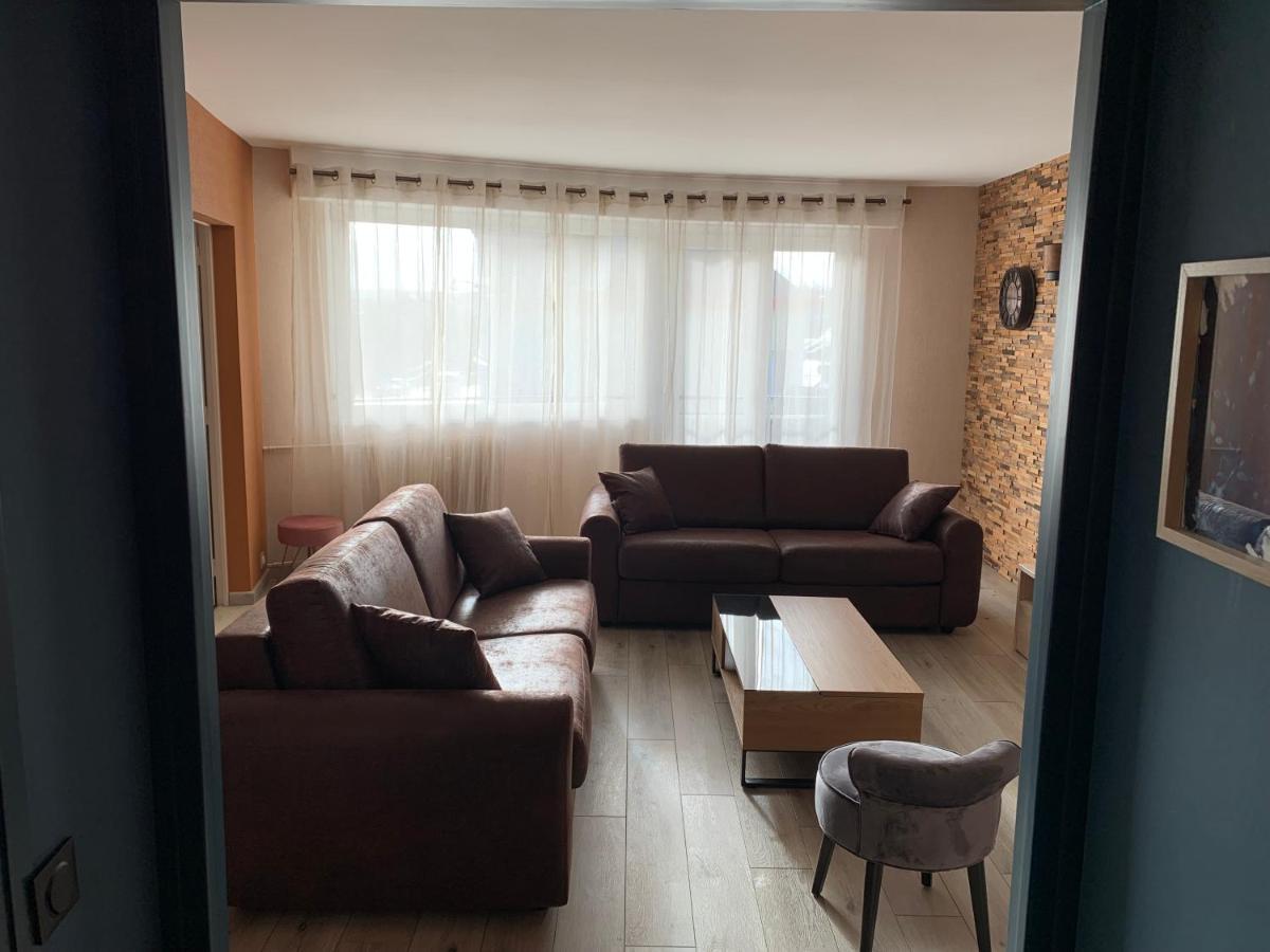 דירות Au Coeur De Lisieux 83 M2 Et Vue Sur La Basilique מראה חיצוני תמונה